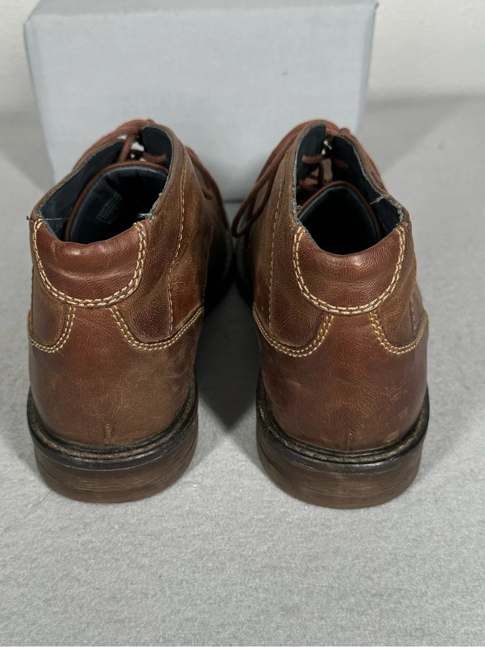 Josef Seibel Earl 04 Leather Chukka Boots